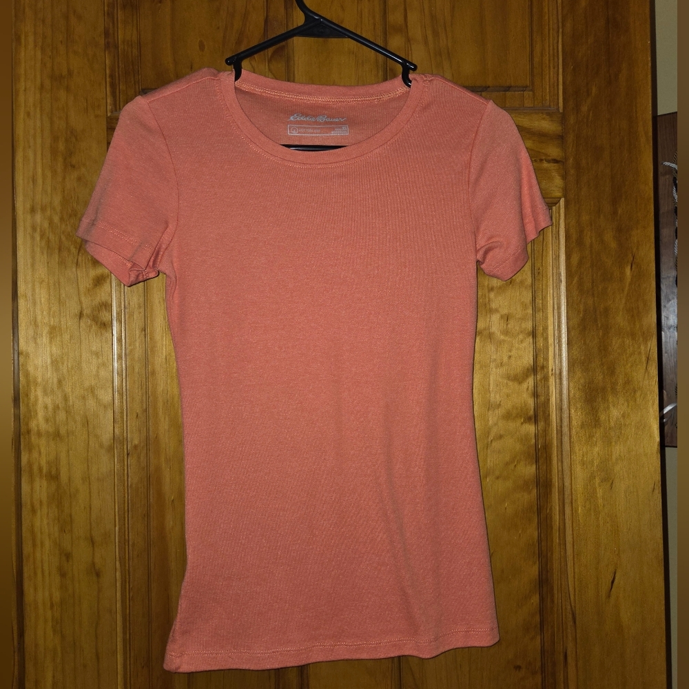 Eddie Bauer Short Sleeve Top in Coral